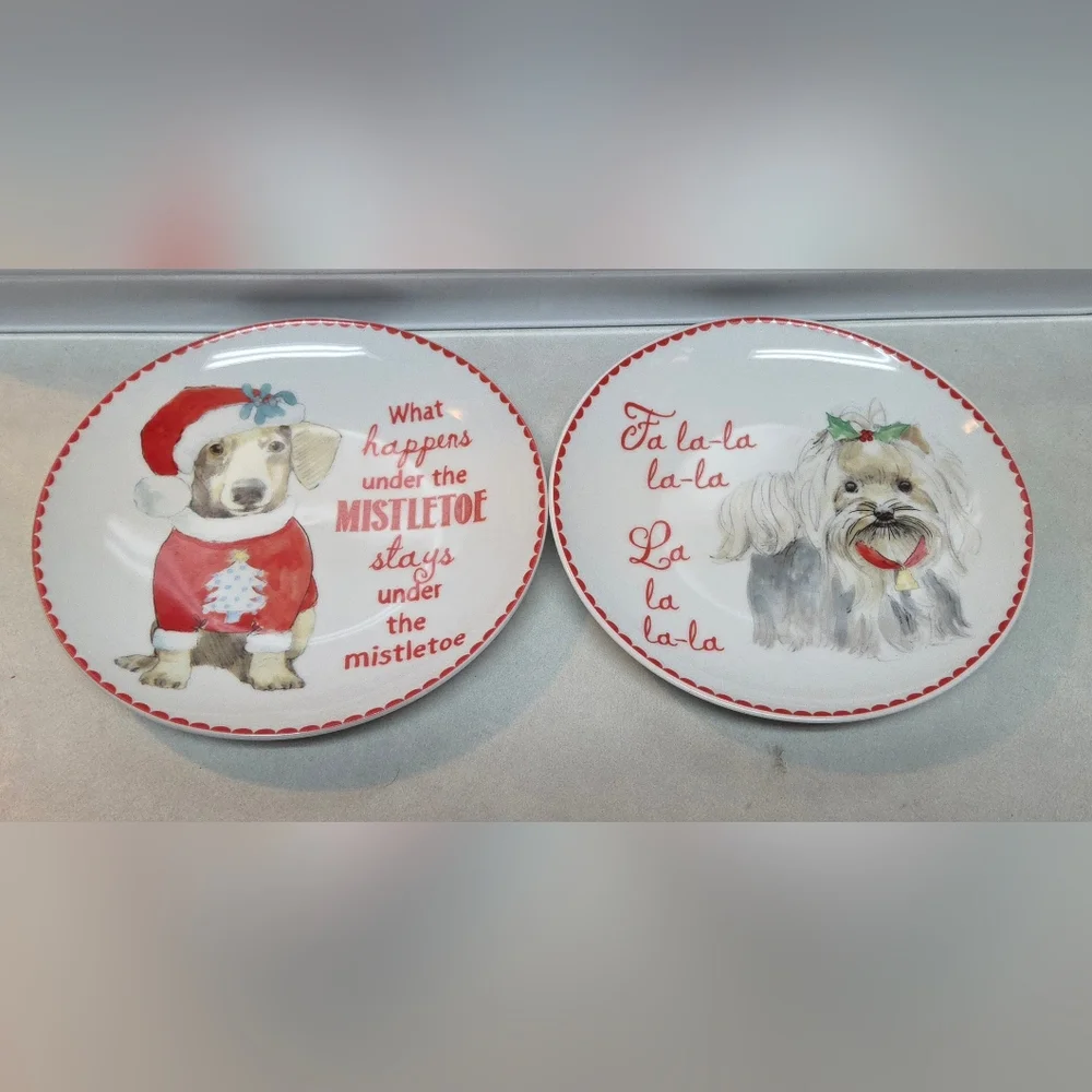 Christmas Reindeer Mistletoe Appetizer Plate Set of 4 Pier 1 Imports Boxed New